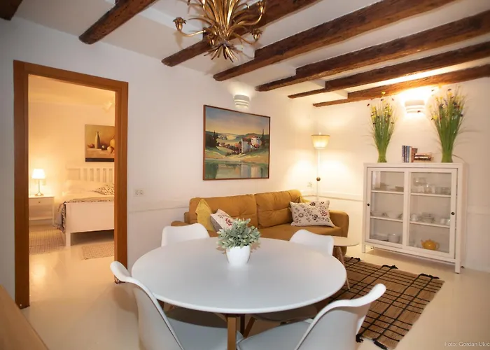 Apartment Jolli *